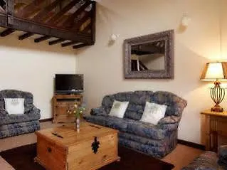 Отель Miltons Country Lodge Lower Langford
