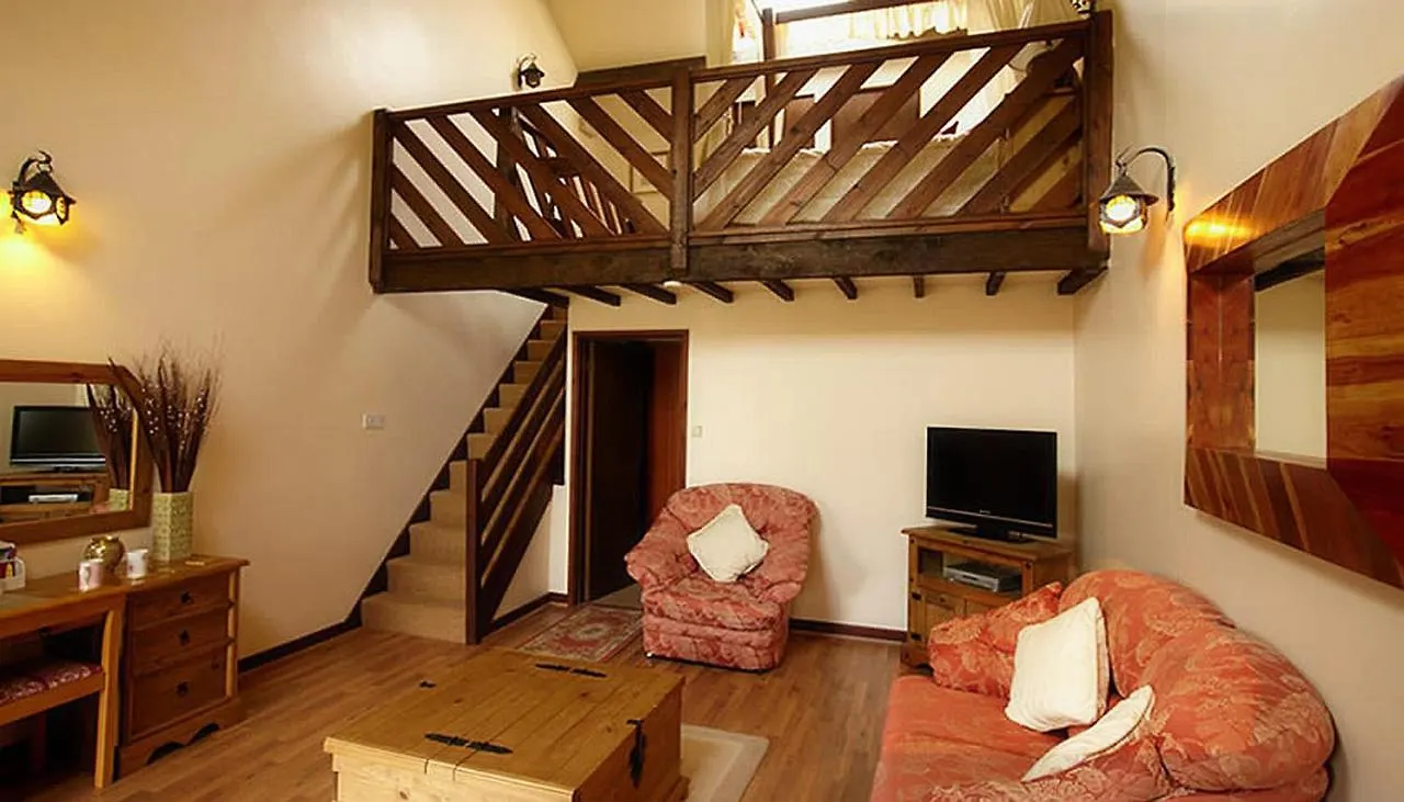 Miltons Country Lodge Lower Langford Hotel